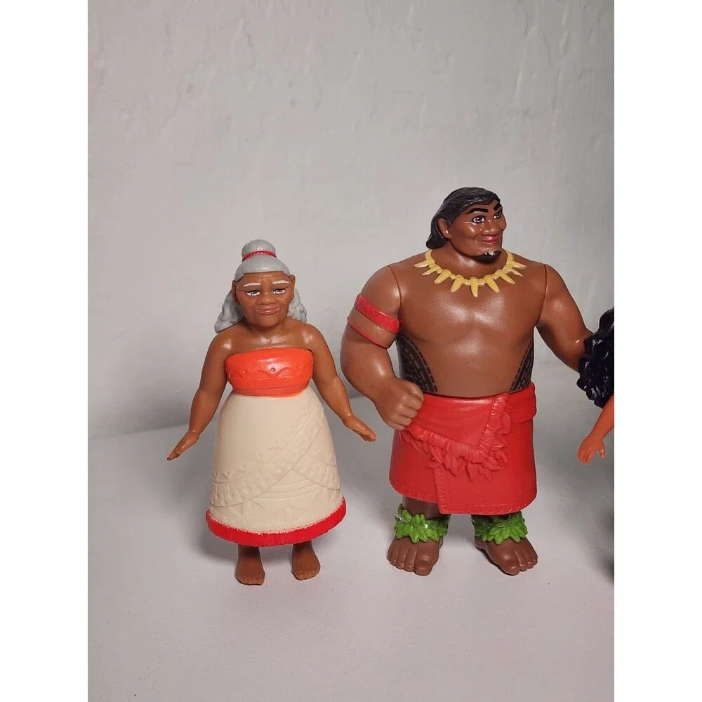 Disney Moana Figure Lot Chief Tui Gramma Tala Maui Moana Pua Pig 5 Figures Read